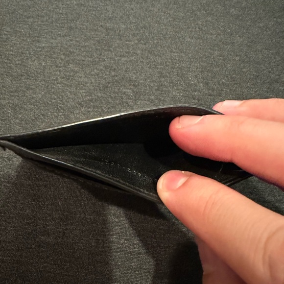 SAINT LAURENT
Cassandre Logo-Appliquéd Leather Cardholder - Picture 4 of 4